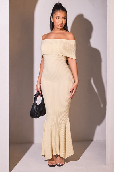 Vestido de cuello Bardot